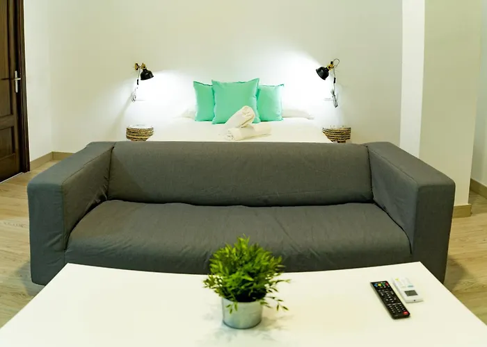 Espinel Apartments *